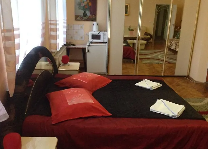 Pokoje Goscinne U Kuby * Еленя-Гура